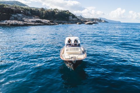 Capri: Private Boat Trip with Snorkeling and Island Stop