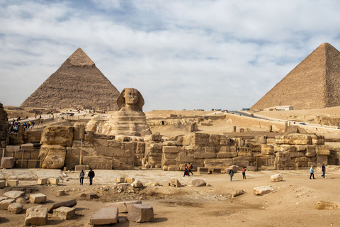 From Hurghada: Cairo Private Day Tour with Flights &amp; Lunch