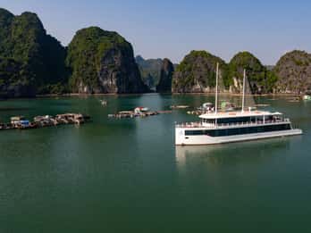 Z Hanoi lub Halong: Jednodniowy rejs po zatoce Halong