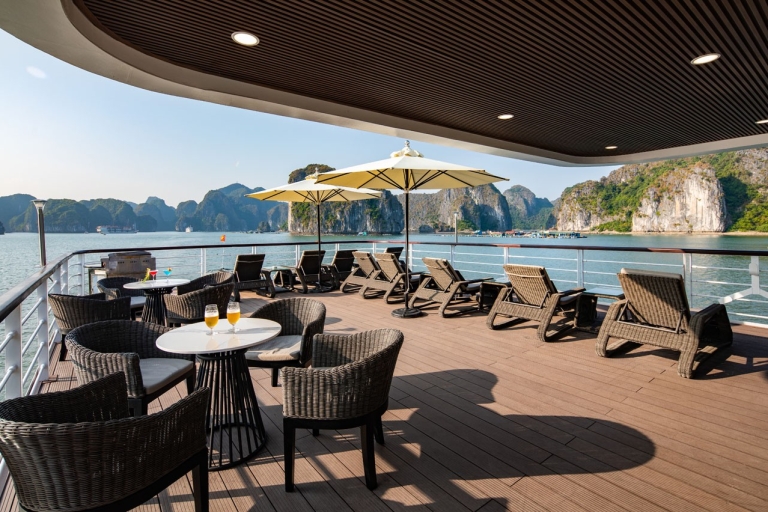 Zatoka Ha Long: luksusowy dzienny rejs Jadesails
