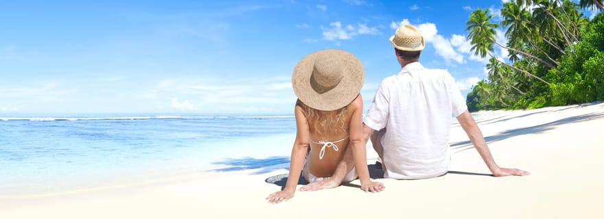 Tour en bateau à longue queue privé vers 4 îles