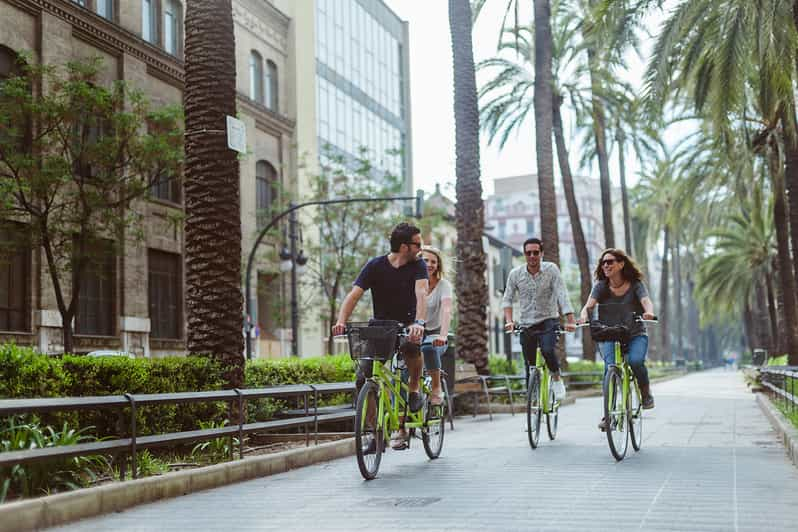 Valencia: Highlights bike tour with a delicious surprise | GetYourGuide