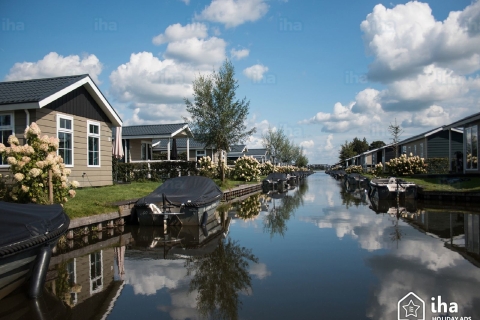 From Amsterdam: Private Day Trip to Giethoorn and Lelystad