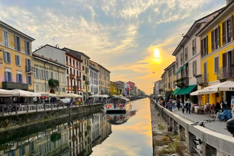 Milán: Paseo en barco por el canal de Navigli