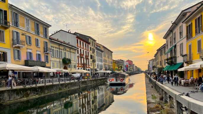Milán: Crucero por el Canal Navigli con audioguía