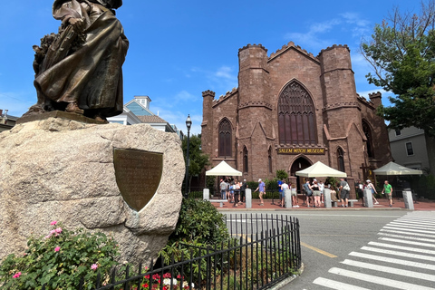 Boston: Excursión de un día con guía a Salem en ferry