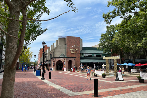 Boston: Excursión de un día con guía a Salem en ferry