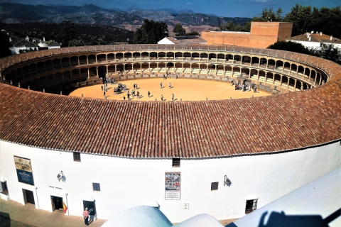 Depuis Marbella : Visite privée Ronda & Setenil de las bodegasDepuis Marbella : Tour privé Ronda & Setenil de las bodegas