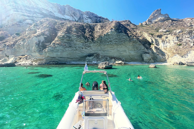 Cagliari: Bootstour mit 4 Badestopps, Schnorcheln und Prosecco