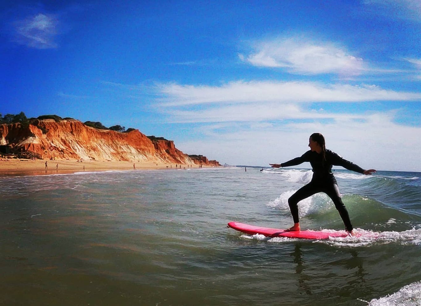 Albufeira: 2-timers surflektion på Falesia-stranden