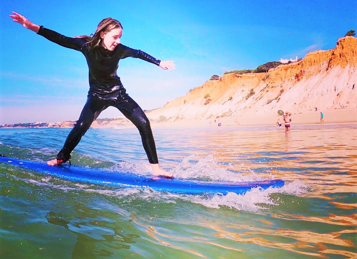 Albufeira: 2-timers surflektion på Falesia-stranden