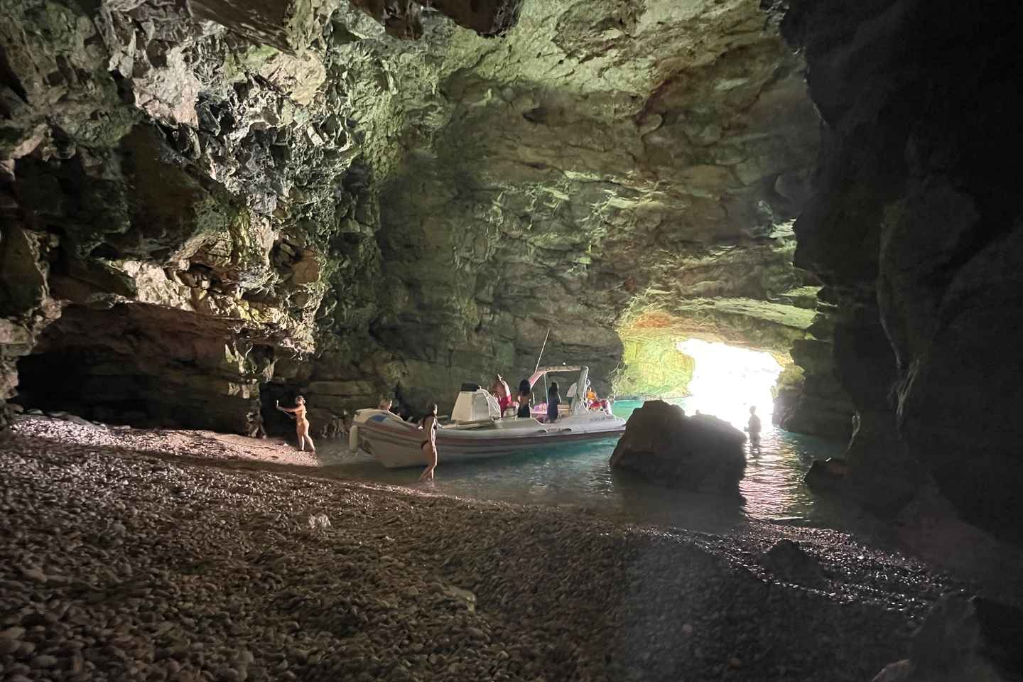 Vlore: Haxhi Ali Cave and Dafina Cave Speedboat Tour