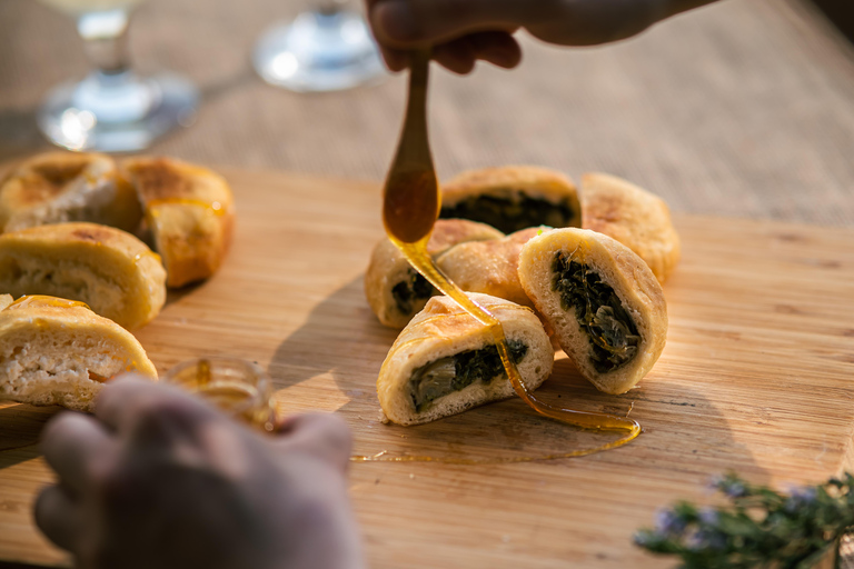 Heraklion: Private Beekeeping Experience with Honey Tasting