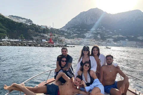 De Amalfi: Excursão de barco particular de 1 dia em Ischia e Procida