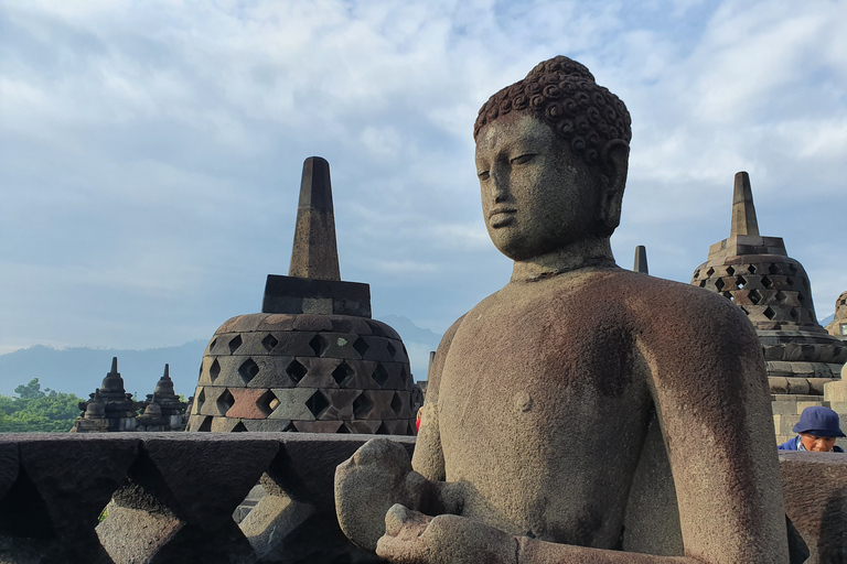 Yogyakarta: Borobudur halve dagtour all-inclusive