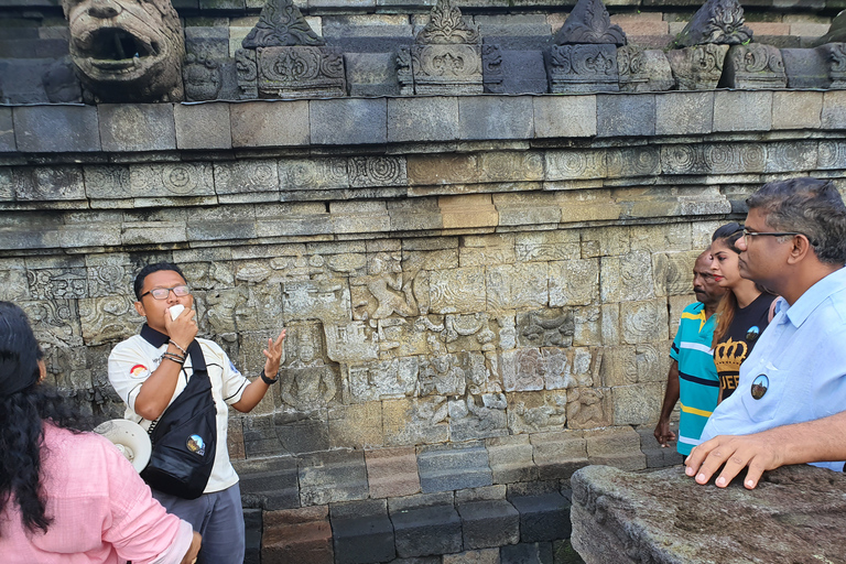 Yogyakarta: Borobudur halve dagtour all-inclusive