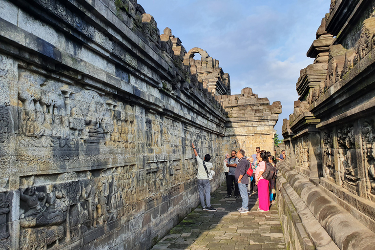 Yogyakarta: Borobudur halve dagtour all-inclusive