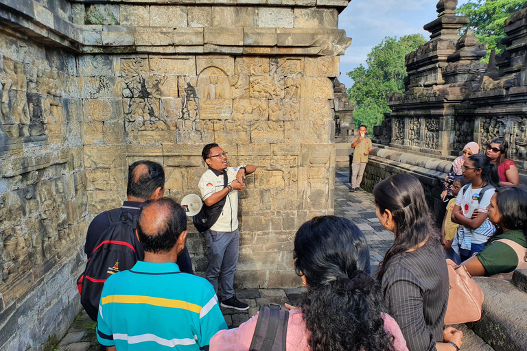 Yogyakarta: Borobudur halve dagtour all-inclusive