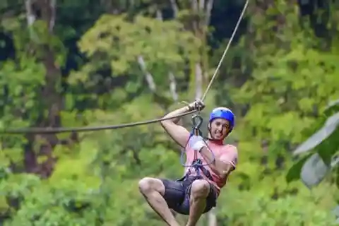 Zipline et randonnée à cheval à La Fortuna