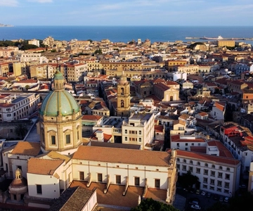 Palermo: Walking Tour of Historic Markets and Monuments