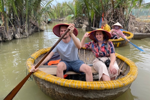 Hoi An Basket Boat Ride w wodnym lesie kokosowymPrzejażdżka łodzią Hoi An Basket w wodnym lesie kokosowym