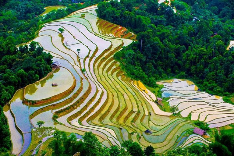 Senderismo de 3 días por Sapa con guía local, alojamiento en familia y comidas