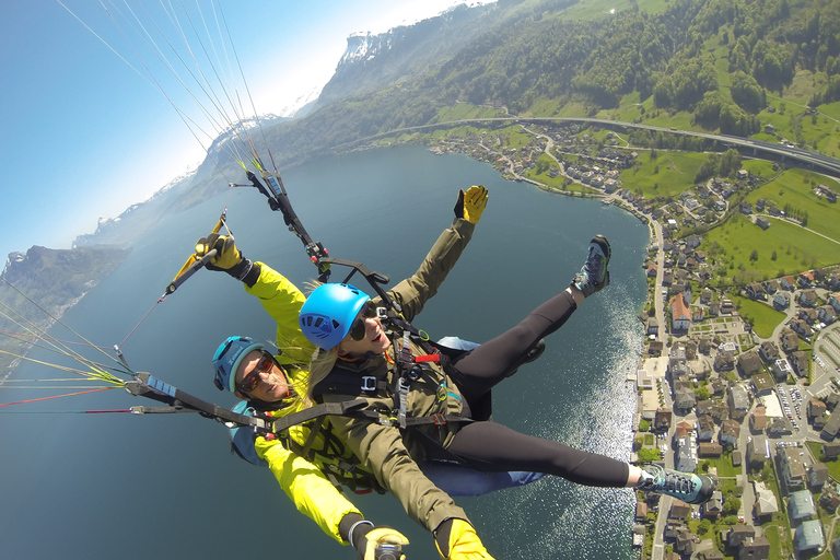 Stans: Tandem Paragliding Experience