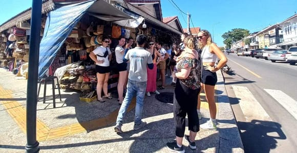 Siem Reap: City Walking Tour