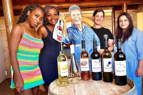 Tour della costa di Albufeira, cantina e pranzo a base di pollo