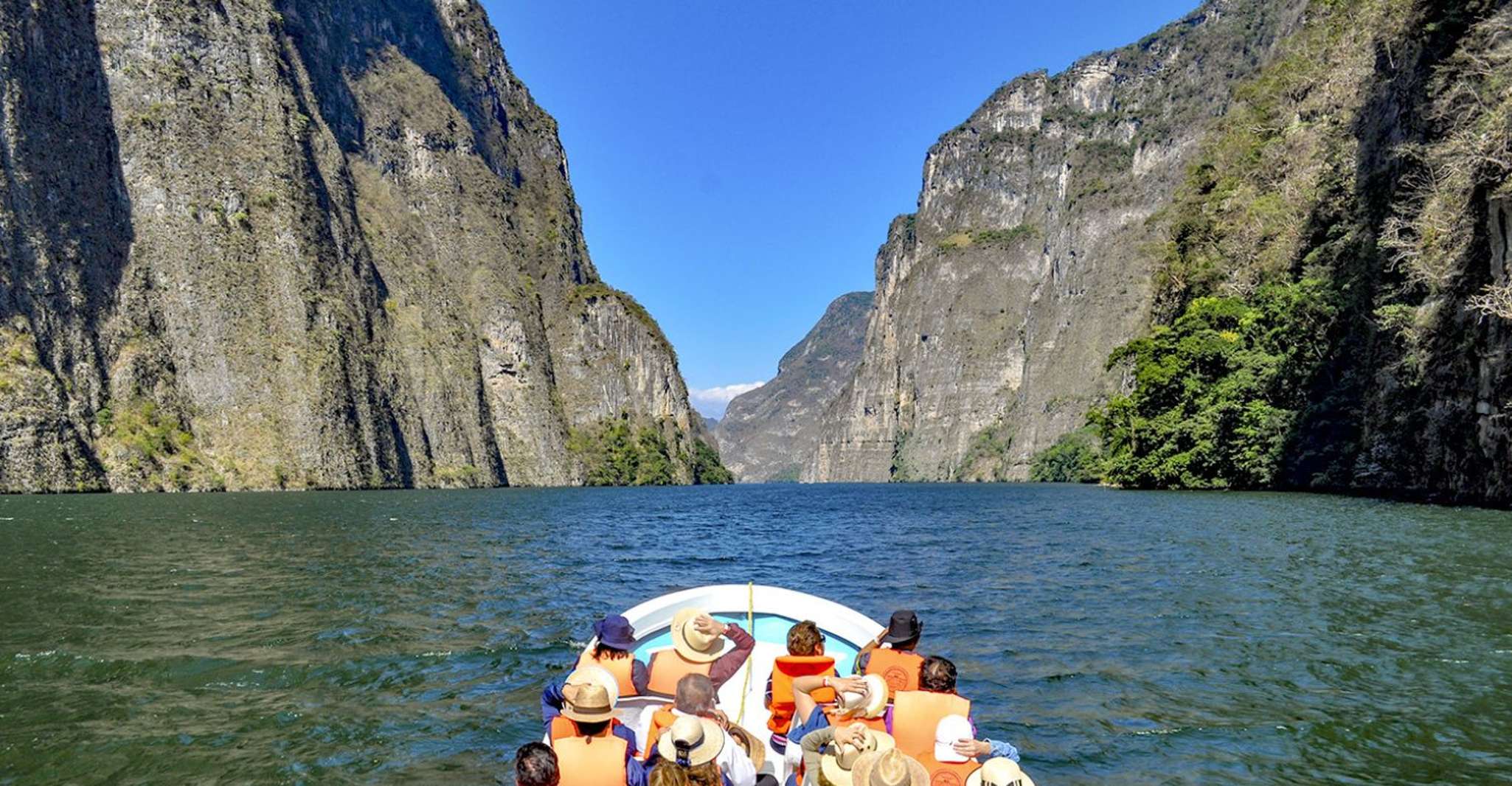 Van San Cristobal, Sumidero Canyon & Chiapa de Corzo Tour - Hizvo