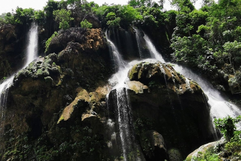 San Cristobal: Sima de las Cotorras & Aguacero Waterfalls Pickup in San Cristóbal de las Casas