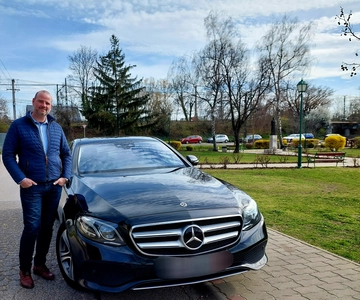 Budapest: Private City Tour with Local Guide