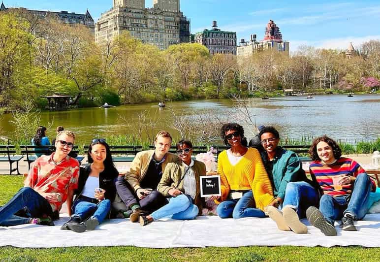 Manhattan Central Park Luxury Picnic with Optional Catering GetYourGuide