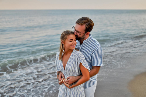 Fuerteventura: Private Proposal Photoshoot Gold: 50 photos 60 mins
