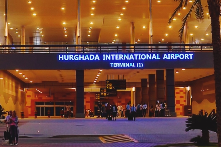 Transfer: tussen de luchthaven van Hurghada en de baai van MakadiOne-Way Transfer: Makadi Bay naar Hurghada Airport