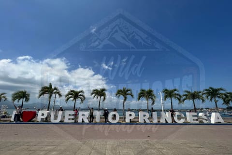 Puerto Princesa: Guided City Walking Tour with Snacks