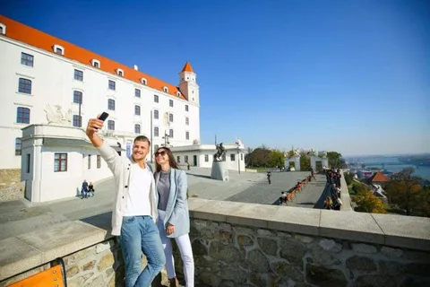 Bratislava: Recorrido privado en coche por lo más destacado de la ciudad
