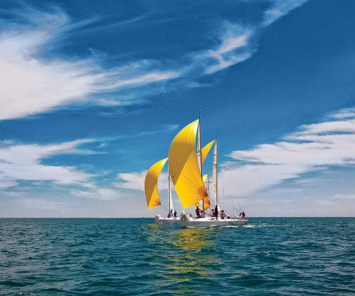 From Marseille: Half-Day Sailing Trip in Frioul Calanques