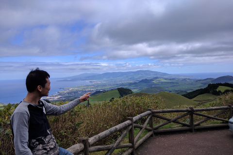 Z Ponta Delgada: Sete Cidades Wycieczka z przewodnikiemZ Ponta Delgada: wycieczka z przewodnikiem po Sete Cidades