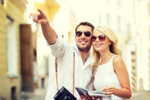 Budweis: CoupleAdventure: fun game, challenges and city walk