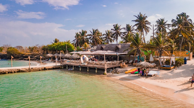 From Cartagena: Palmarito Beach With Buffet Lunch And Pool