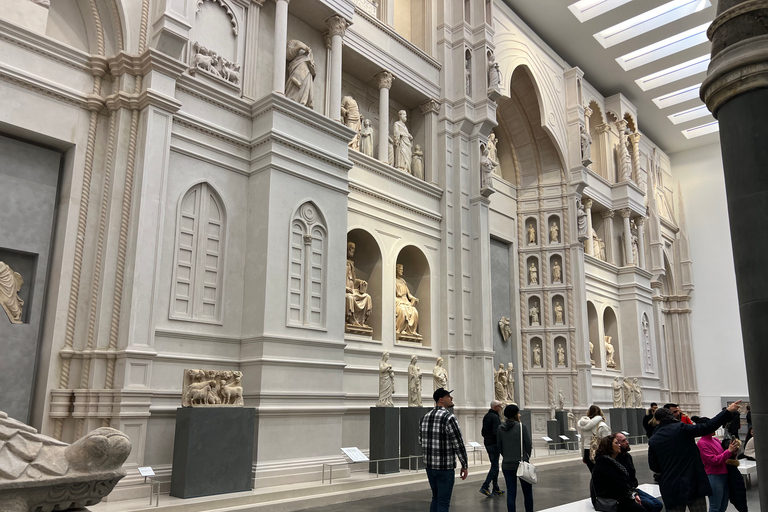 Firenze: Tour della Cattedrale, del Museo del Duomo e del BattisteroTour di gruppo in inglese con Bell Tower Climb