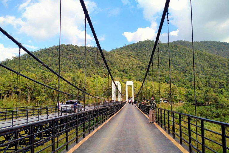 Caminata a la Cascada Pegajosa y Paseo en Bicicleta de Montaña hasta la Presa de Mae Kuang