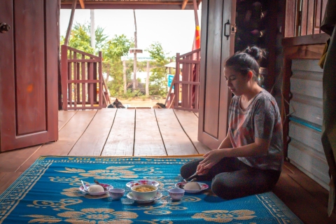 Siem Reap: Tour gastronómico al atardecer en Tuk-Tuk con traslado