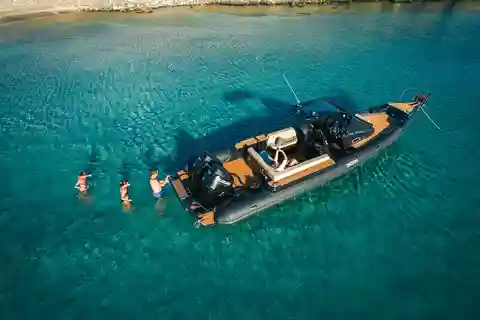 Andros: 4-hour RIB Cruise with Food and Drinks