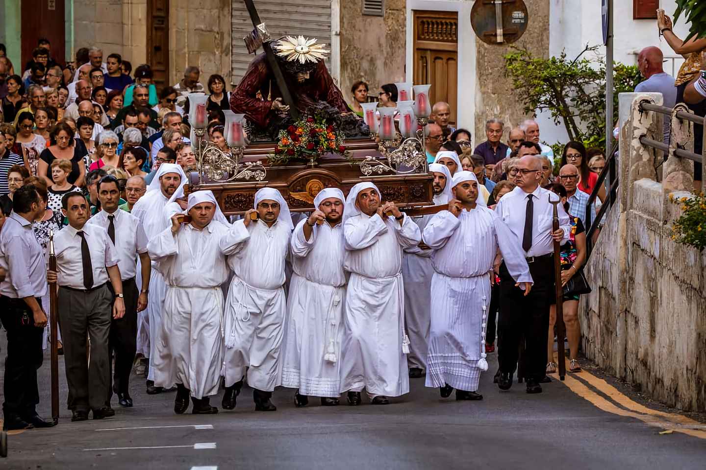 Malta: Good Friday Afternoon Procession with Transportation