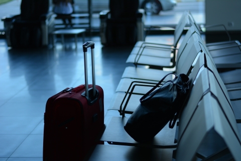Korfu: prywatny transfer z lotniska minivanemKorfu: prywatny transfer z miasta na lotnisko minivanem