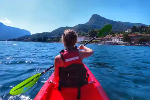 Valmadrera LC: Aluguel de caiaque no Lago Como com aperitivo