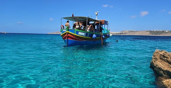 Malta: Blue Lagoon, Crystal Lagoon & Sea Caves Boat Cruise
