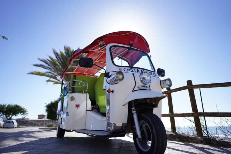 Costa Adeje: Doppel-Tuk-Tuk Tour. Foto: GetYourGuide Costa Adeje: Doppel-Tuk-Tuk Tour. Foto: GetYourGuide